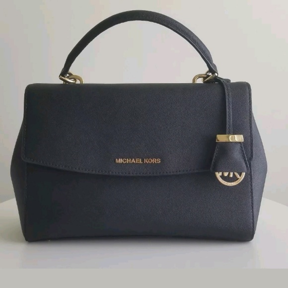 Michael Kors Handbags - Michael Kors Medium Ava Satchel Crossbody